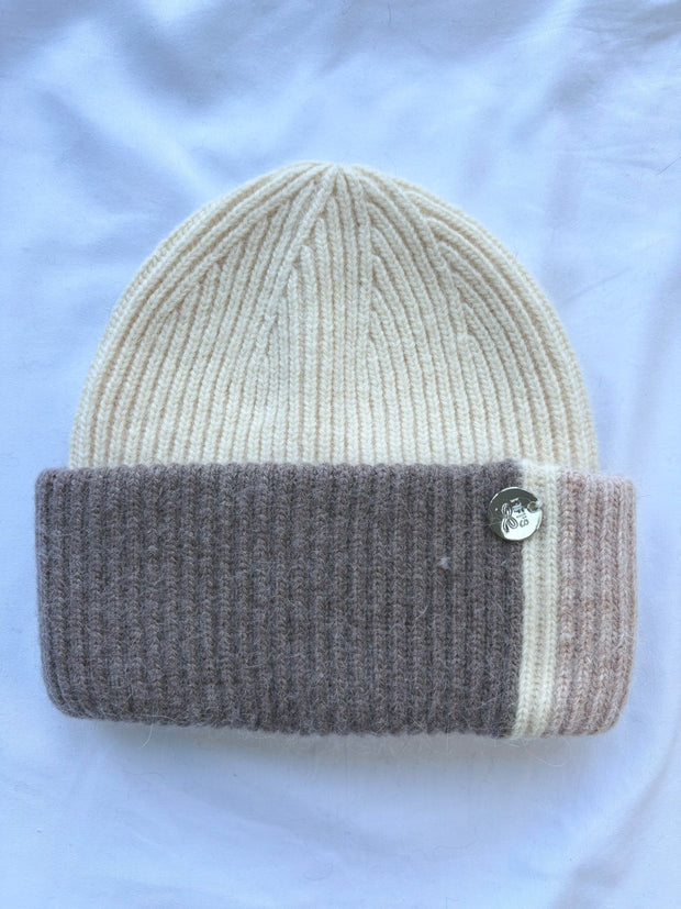 Adult Luxury Beanie - triple colour - Colour 4