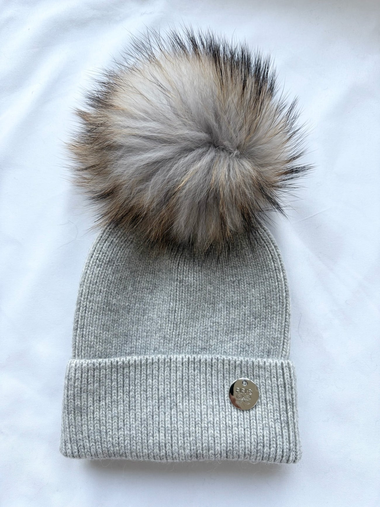Children’s hats - pom pom Grey