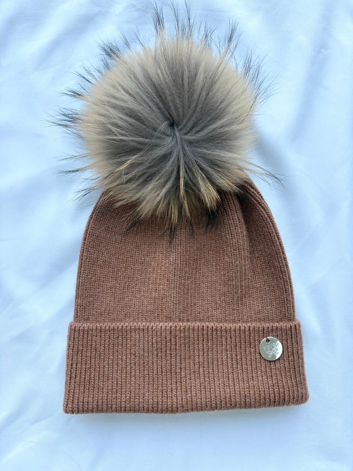 Adult - fine knit pom pom - tan