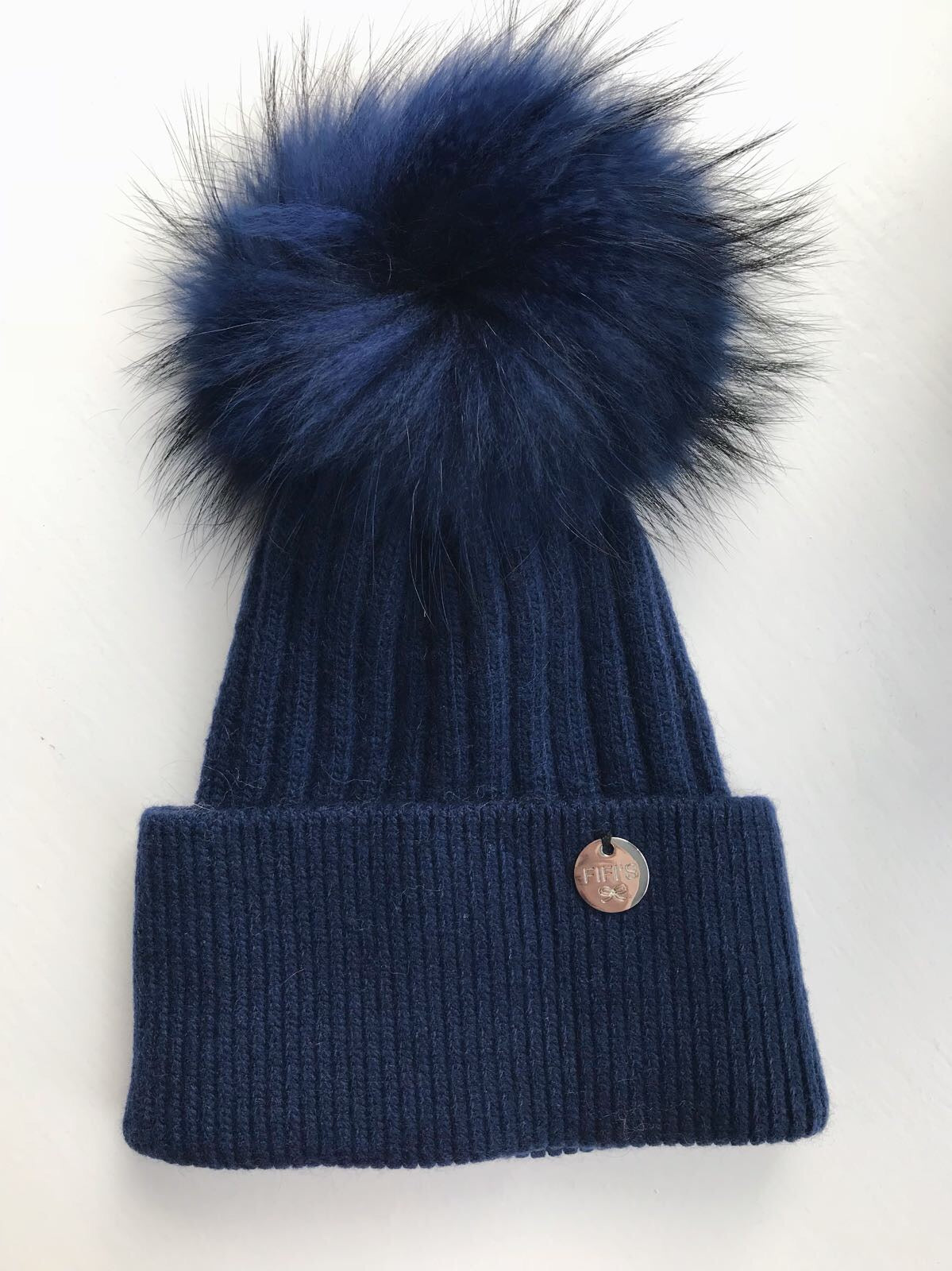 Cashmere single - Navy with matching pom