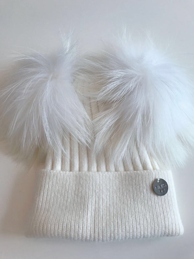 Cashmere double - White with matching pom
