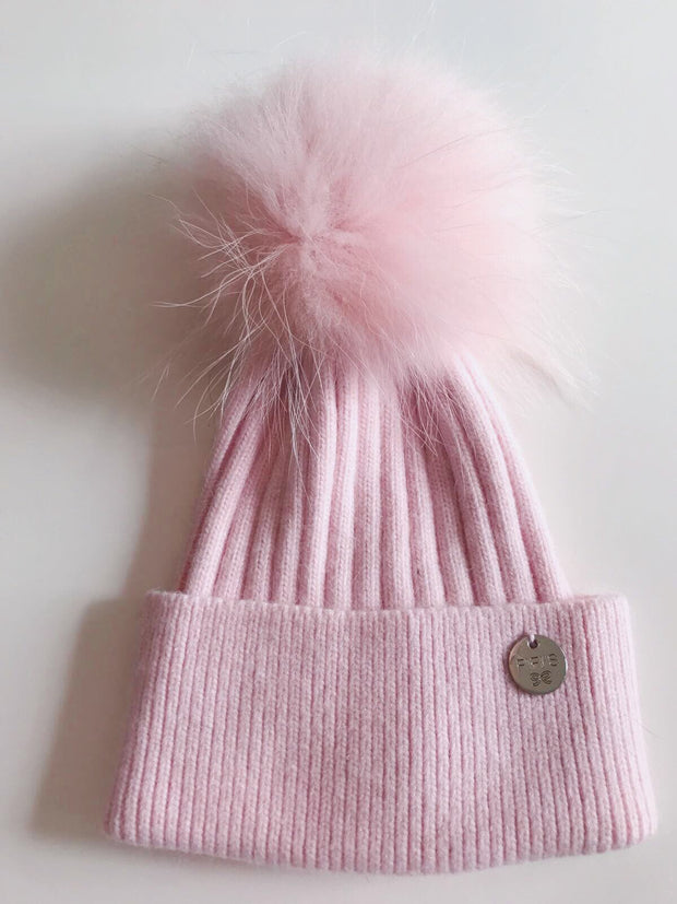 Cashmere single - Baby pink with matching pom