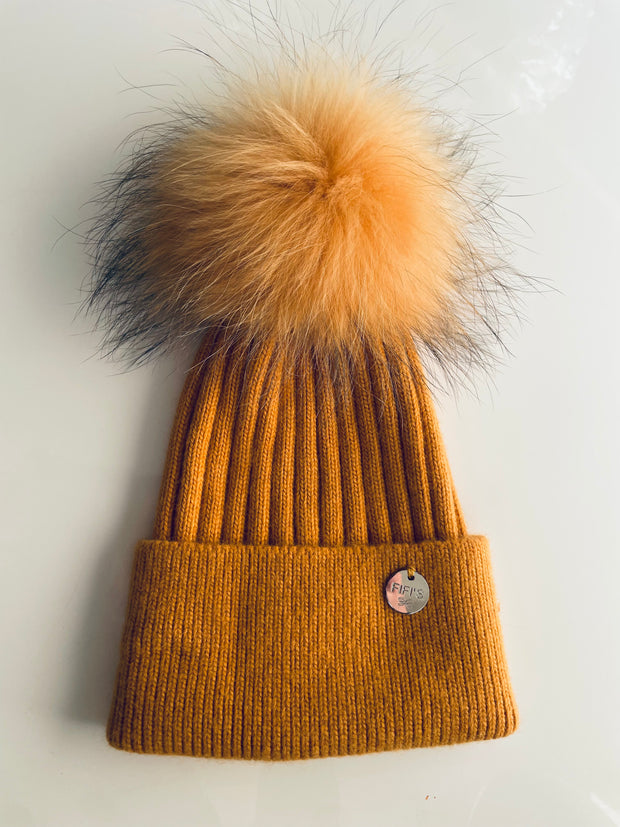 Cashmere single - Mustard with matching pom